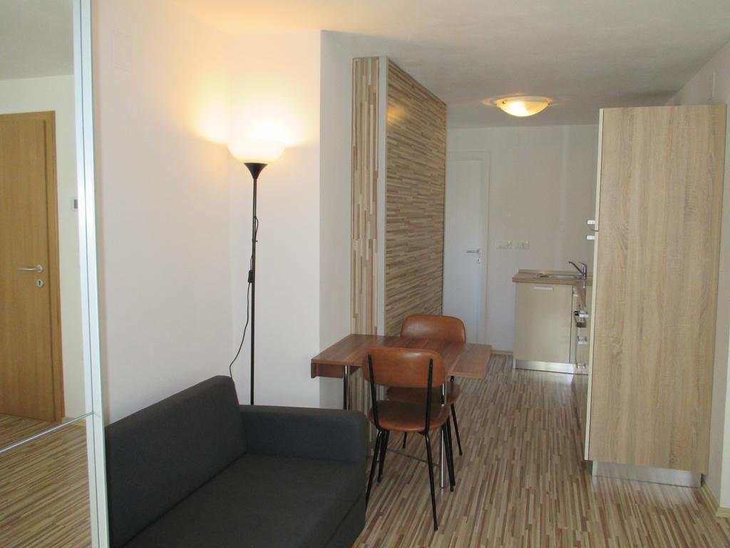 Studio Brnat Apartamento Kobarid Quarto foto